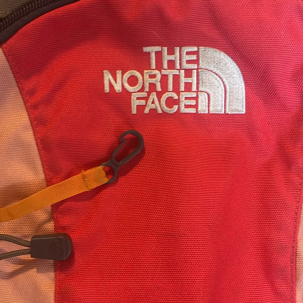 North Face Vault Backpack!! - image 4
